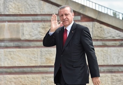Эрдоган наделил себя правом отдавать прямые приказы армии