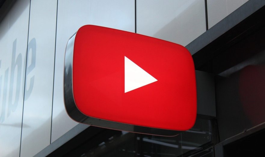 В 2024 году видеохостинг YouTube ограничил доступ к 83 российским каналам