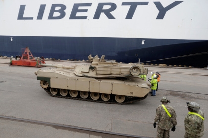 США допустили размещение в Европе тяжелого вооружения для «сдерживания России»