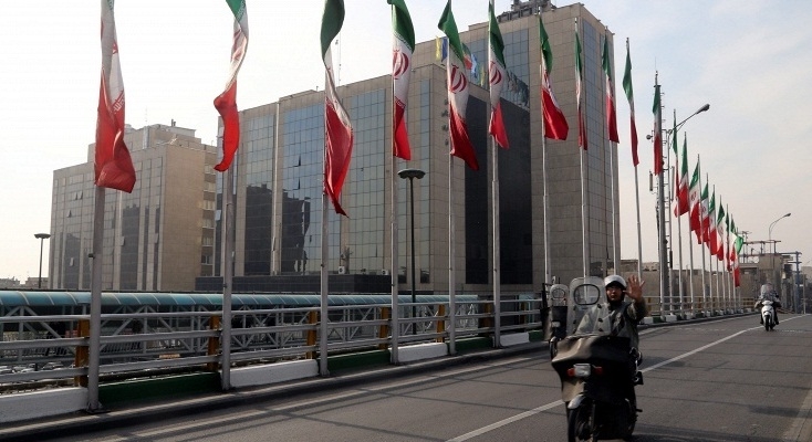 Иран готовится перейти на расчеты с Россией без доллара