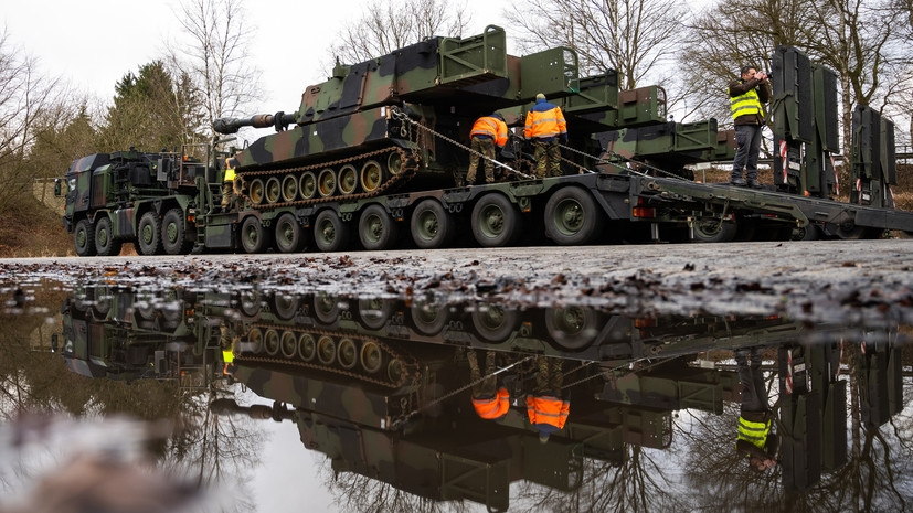 «Игра с военной стабильностью»: в бундестаге выступили против развёртывания войск на границе с Россией
