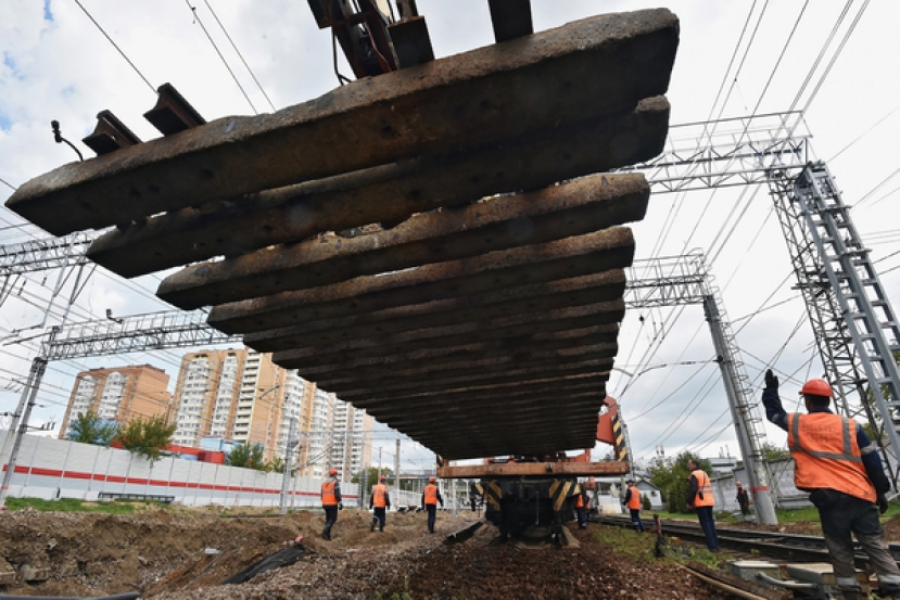 Капитальное вложение. Российские власти хотят дать больше денег на железнодорожную мегастройку. Как она поможет экономике?