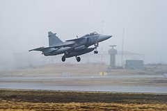 Военный самолет Швеции впервые с ее вступления в НАТО совершил полет близ России