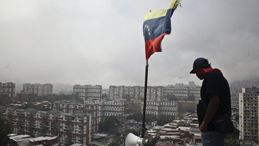 Переговоры властей и оппозиции Венесуэлы приостановлены