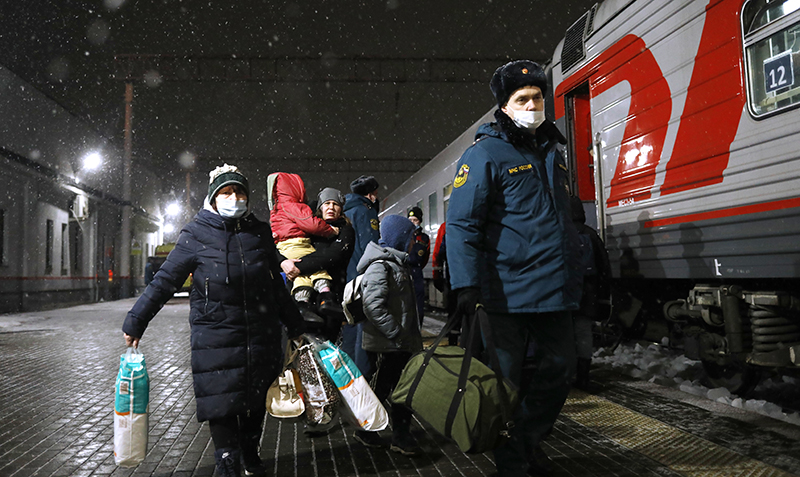 Новосибирская область готова принять 1,2 тысячи беженцев из Донбасса