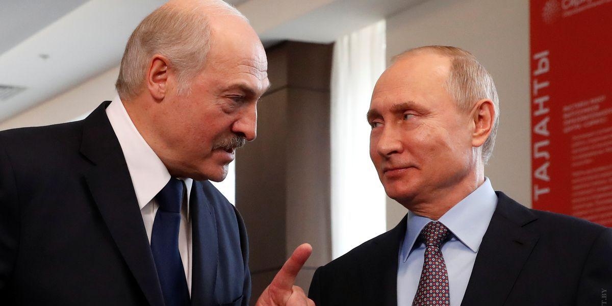 СМИ: Лукашенко из солидарности с Путиным отменил визит в Варшаву