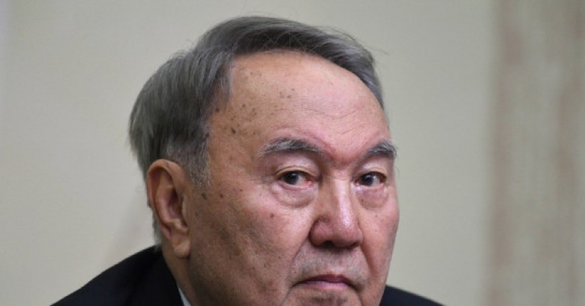 Назарбаев не ушёл, а переместился за кулисы!