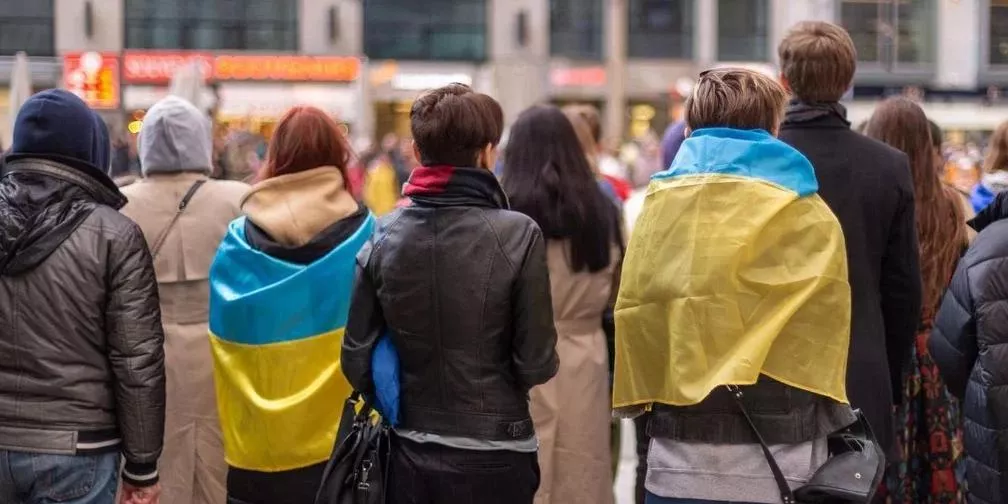 Норвегия вслед за Швейцарией решила платить украинским беженцам, чтобы они уезжали