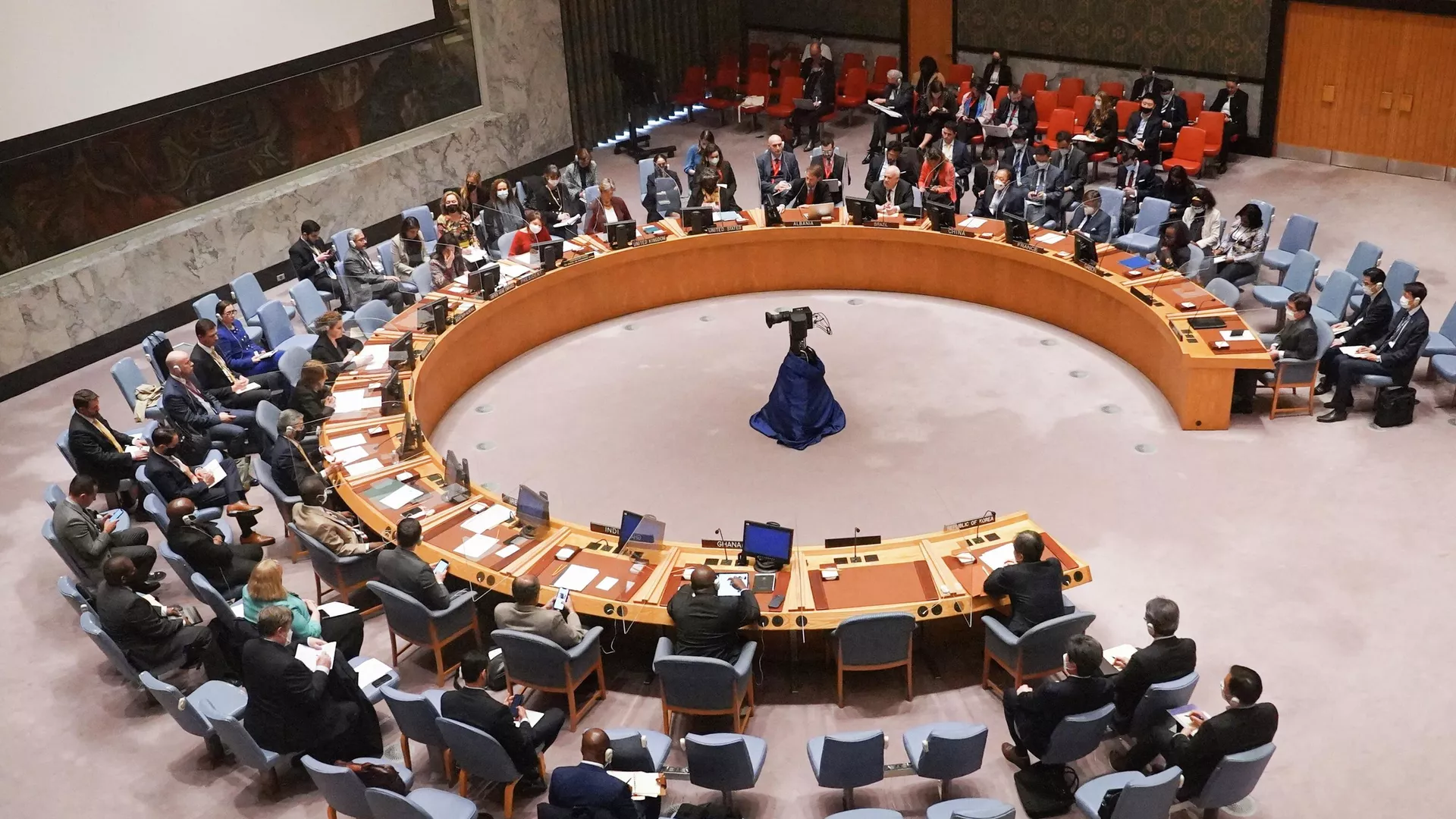 UNSC Resolution Urges Iran to Stop Strikes on Gulf States as Russia Calls Document Unbalanced