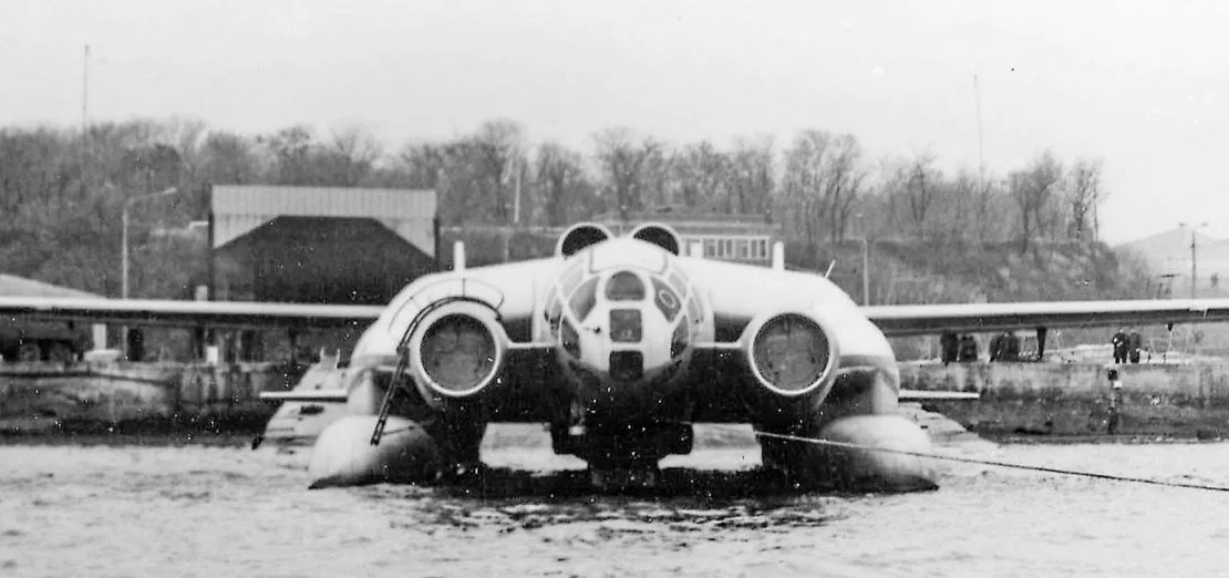 ВВА-14: Вертикально-взлетающая амфибия