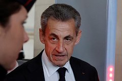 Экс-президента Франции потребовали приговорить к трем годам тюрьмы условно