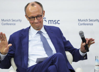 Канцлер Мерц на грани нервного срыва из-за диалога с Россией