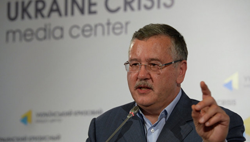 Гриценко рассказал о нависшей над Украиной национальной катастрофе