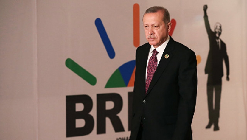 Эрдоган попросил принять Турцию в БРИКС