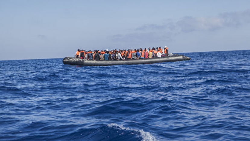 У берегов Ливии при крушении судна почти 120 человек пропали без вести