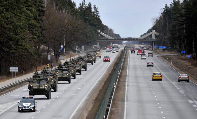 U.S. Is Poised to Put Heavy Weaponry in Eastern Europe
