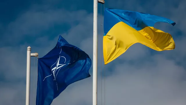 Половина страны потеряна навсегда. Украинские эксперты с беспокойством о том, кем заменить украинцев