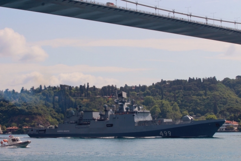 На поддержку российского флота в Сирии направлен фрегат "Адмирал Макаров"
