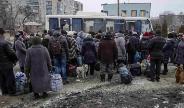 Жители Донбасса массово бегут в Россию