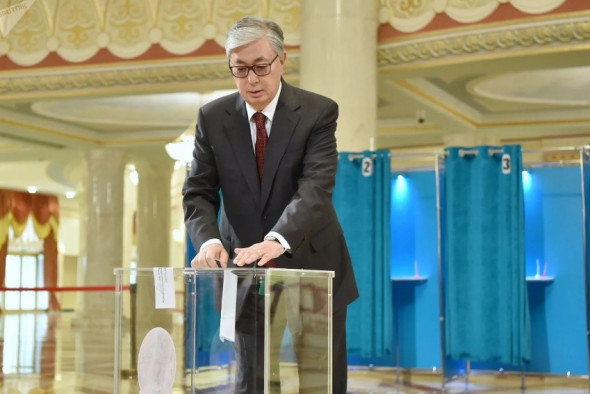 Путин поздравил Токаева с победой на выборах президента Казахстана