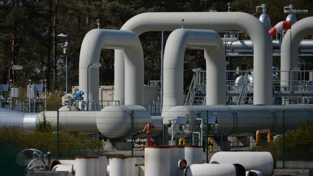 "Газпром" приостановил поставки газа по "Северному потоку"