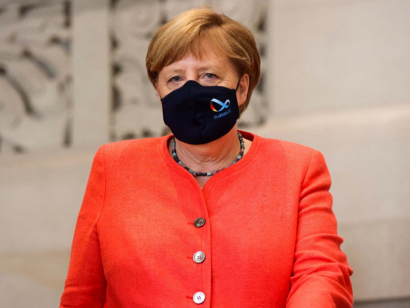 Меркель объявила о продлении жесткого карантина в Германии