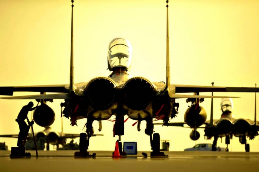 «Скованное небо» над Персидским заливом. Воздушную группировку катарско-американских учений «прижмут к морю»!