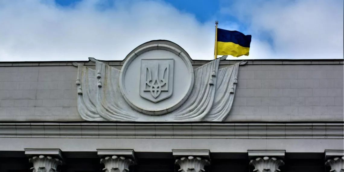 В Раду внесли законопроект о восстановлении нейтрального статуса Украины