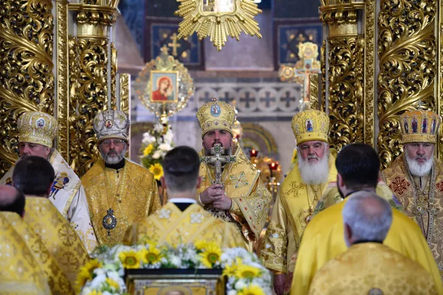 Ukraine advances Orthodox ban