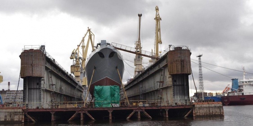 В России спускают на воду фрегат "Адмирал Головко", вооруженный "Калибрами"