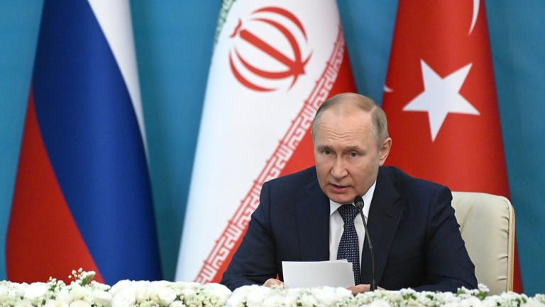 Putin tells US to stop ‘looting’ Syria