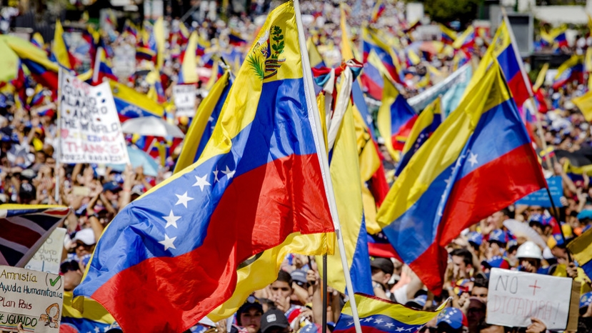 «Попытка реванша»: сможет ли Гуаидо договориться с США о военной интервенции в Венесуэлу
