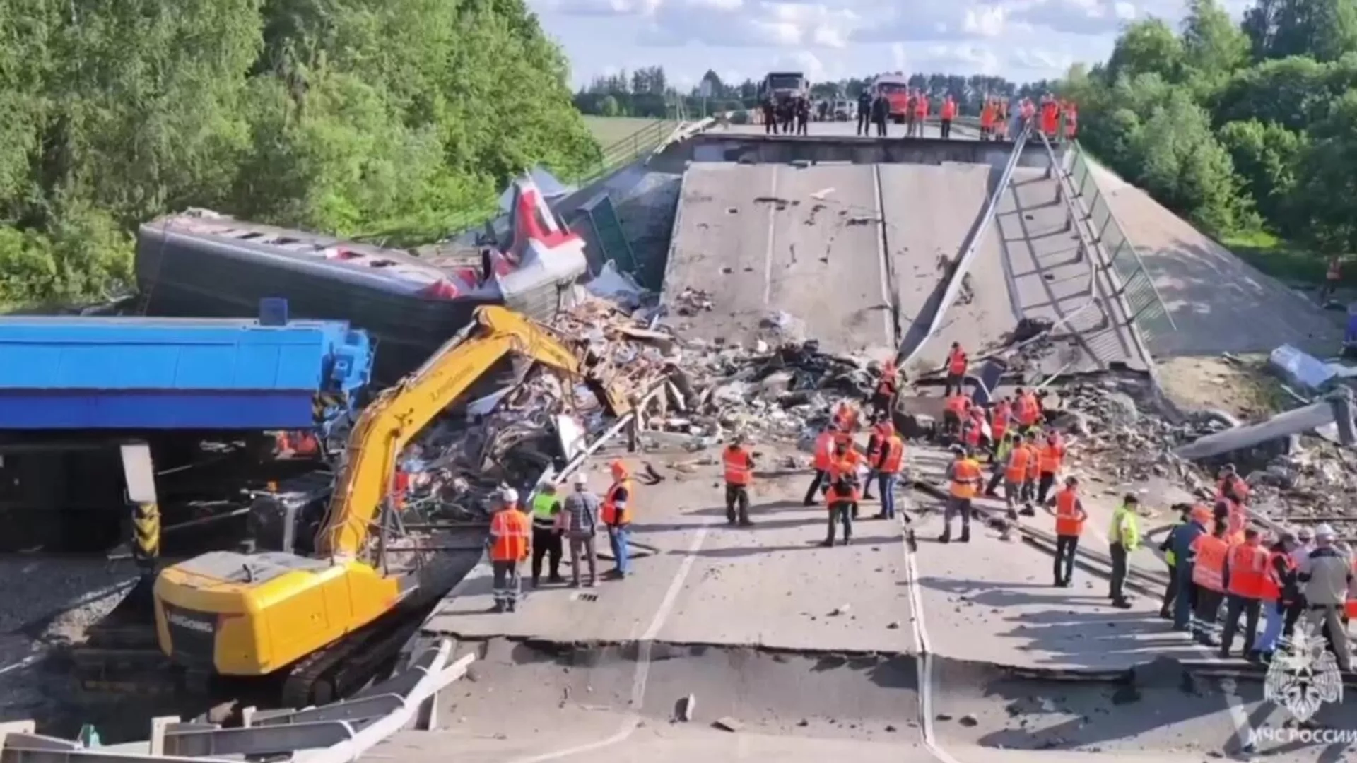 Five Explosive Devices Were Used in Terrorist Attack on Bridge in Kursk Region