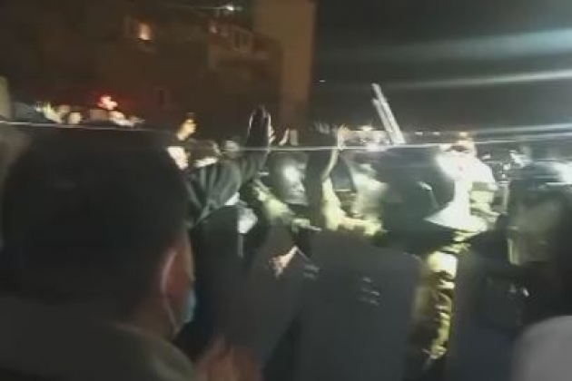 В Казахстане часть силовиков и военных перешла на сторону протестующих