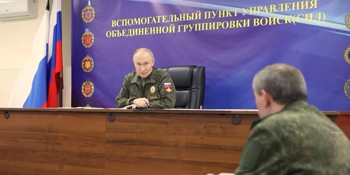 Владимир Путин посетил пункт управления Объединённой группировки войск в зоне СВО