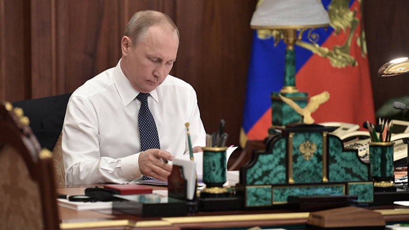 «Назначить на 22 апреля»: Путин подписал указ о дате проведения голосования по поправкам к Конституции