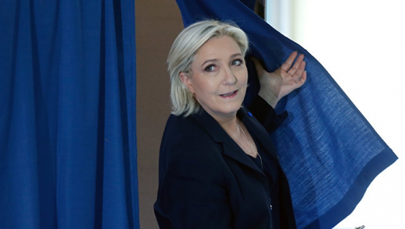 МВД Франции сообщило о лидерстве Ле Пен на выборах президента‍ страны