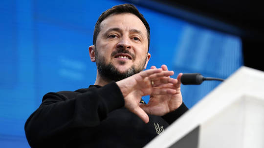 Russia wants immediate peace talks. Zelensky wants perpetual war