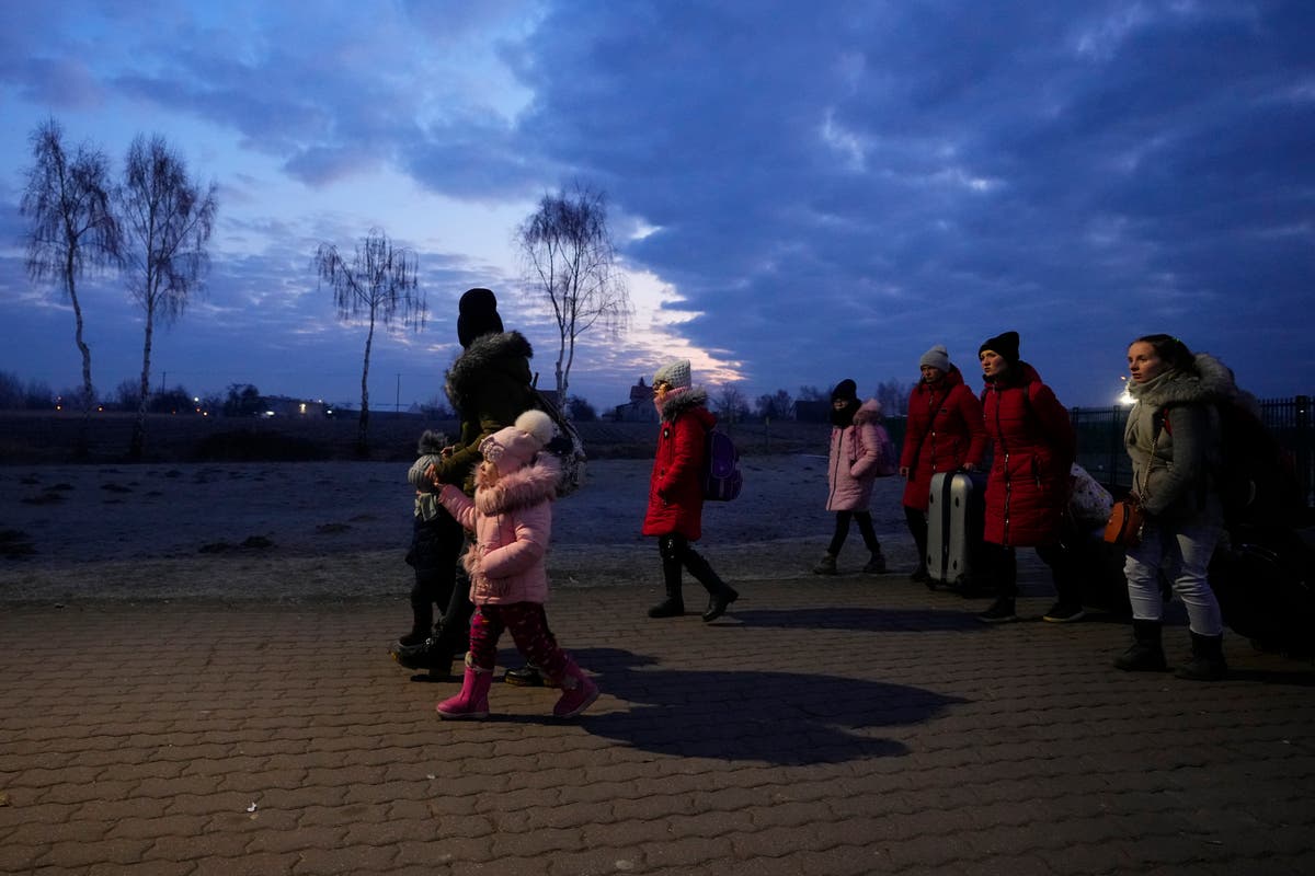 Украинские беженцы вынуждены возвращаться из Европы обратно