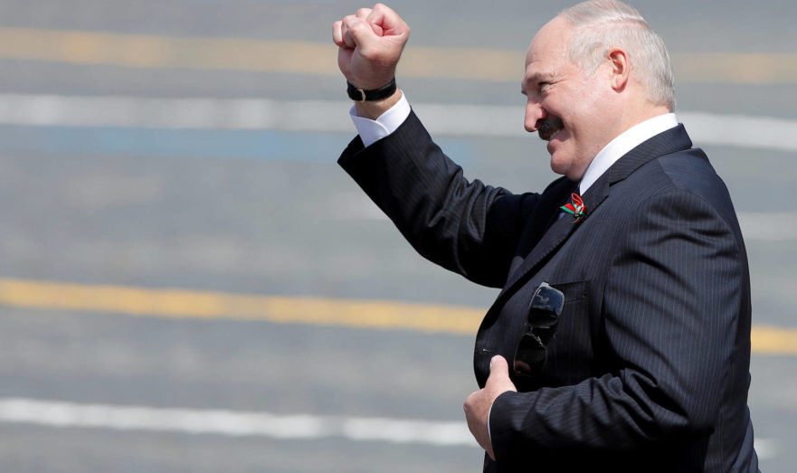СМИ: Лукашенко отправился с визитом в Россию