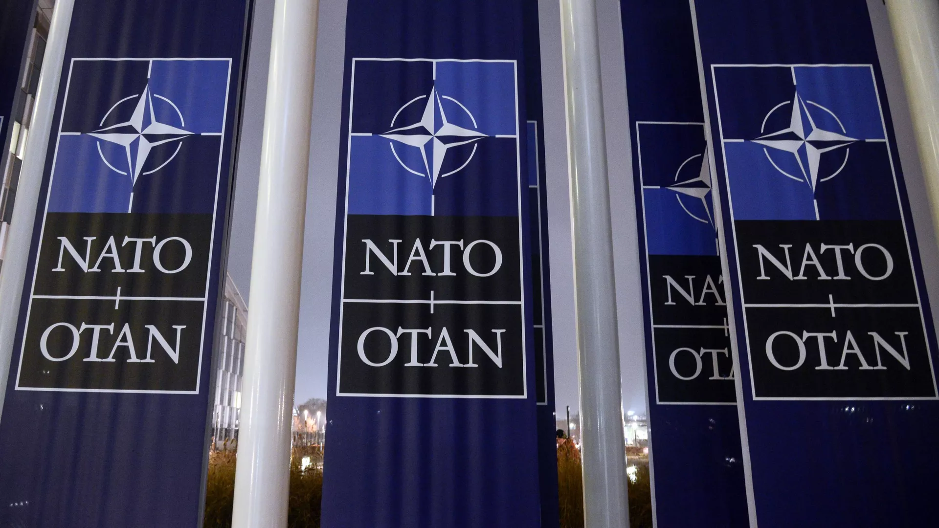 Russia, NATO Confrontation Slipping Into Worst-Case Scenario - Ambassador