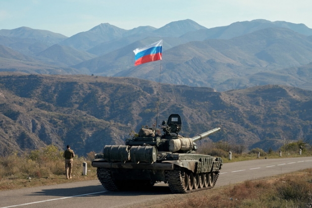 Российские миротворцы выгнали азербайджанских военных с территории Армении