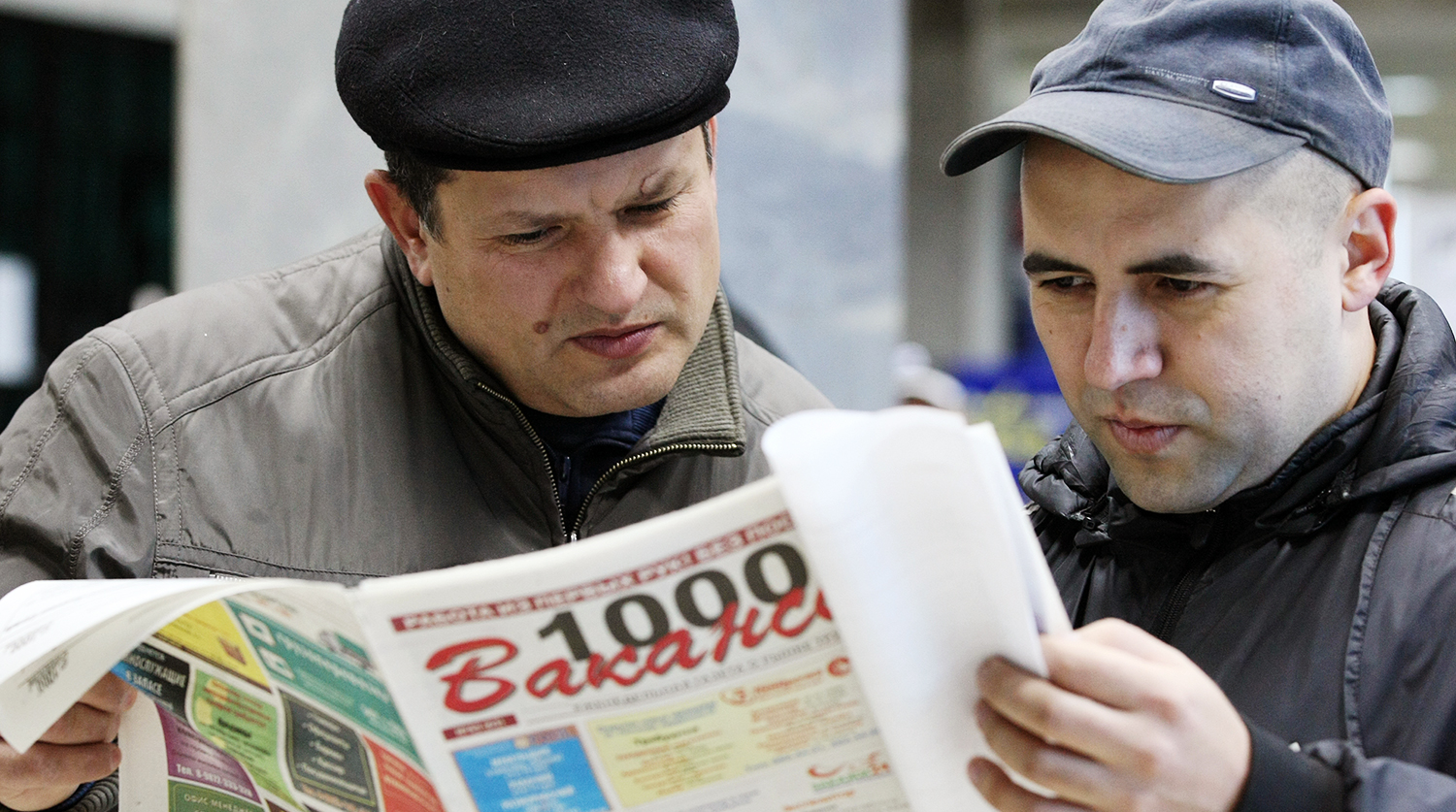Уволенным в пандемию россиянам вернут работу