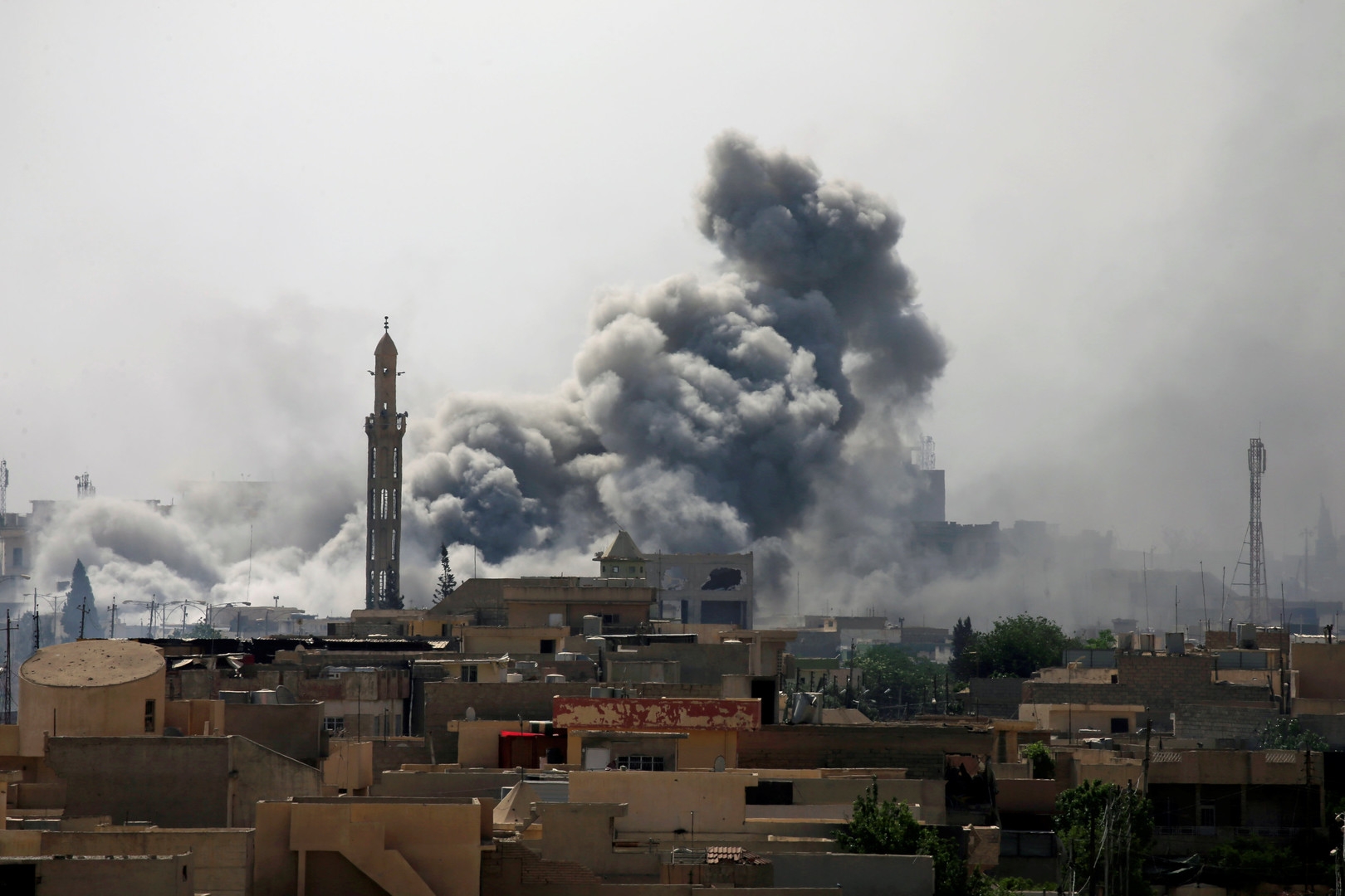 «О мирных жителях не знали»: Пентагон признал гибель 105 человек при ударе в Мосуле