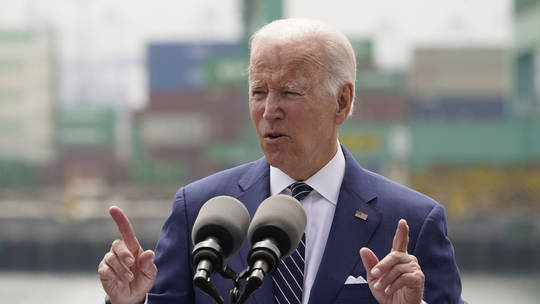 Biden again attempts to blame Putin for inflation