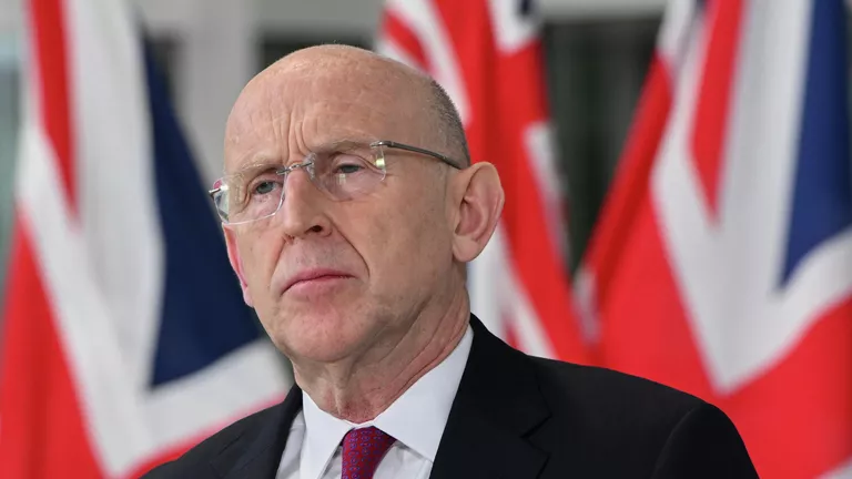 На Западе забили тревогу после выходки главы МО Британии в отношении России