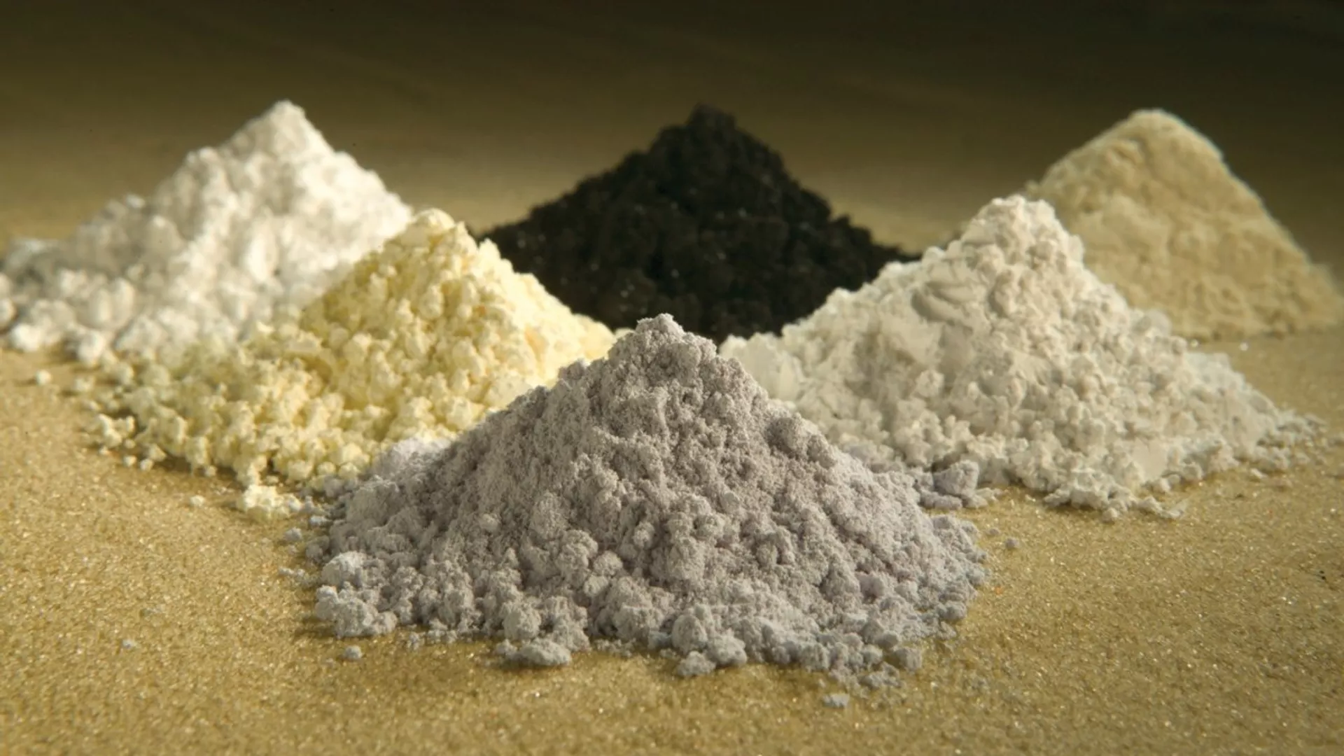 US-Ukraine Minerals Deal: 'Trojan Horse' for Creating a Frozen Conflict?