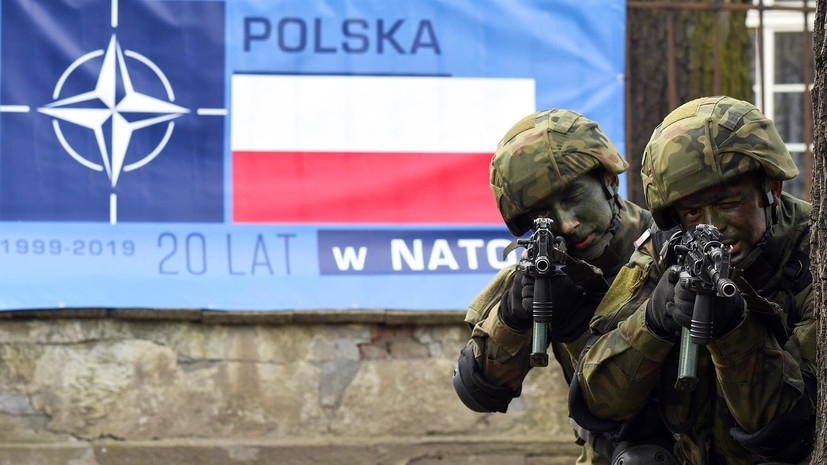 «Лоббирование интересов США за звонкую монету»: почему в Польше заявили о необходимости создания новой базы НАТО