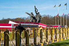 Парламент Латвии разрешил снести памятник освободителям Риги