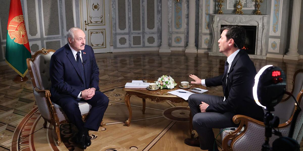 Лукашенко допустил, что останется президентом пожизненно